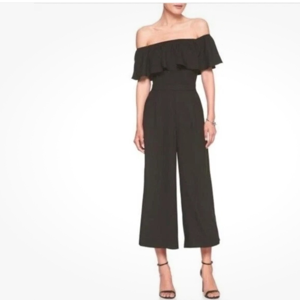 Banana Republic Black Off Shoulder Ruffle Wide Leg‎ Cropped Jumpsuit Size 4 - Picture 4 of 6